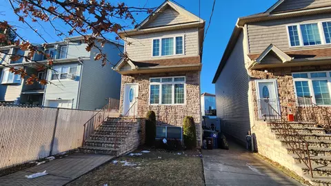 52 Wild Ave, Staten Island, NY 10314