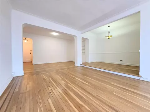 35-35 75th St #528, New York, NY 11373