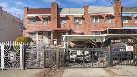 3057 Wilson Ave, New York, NY 10469