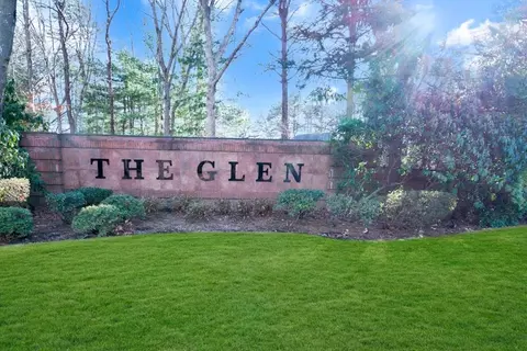 163 Glen Dr, Ridge, NY 11961