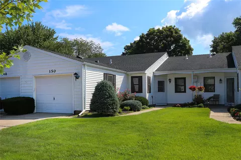 150 Knolls Dr, Stony Brook, NY 11790