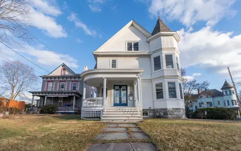 65 S Clinton St, Poughkeepsie, NY 12601