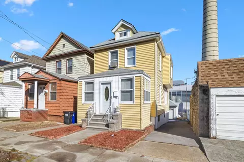 1562 Hering Ave, New York, NY 10461