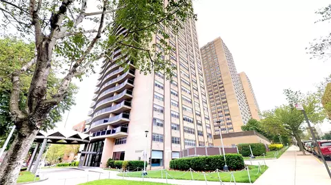 66-36 Yellowstone Blvd #9C, Forest Hills, NY 11375