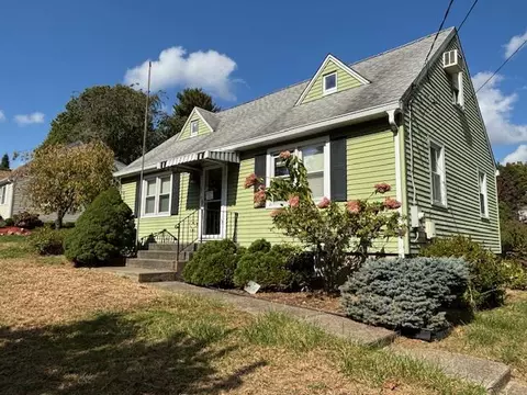 35 Amory Ave, Orangetown, NY 10965