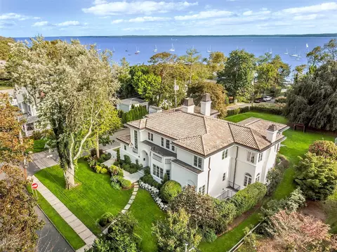 15 Helena Ave, Larchmont, NY 10538