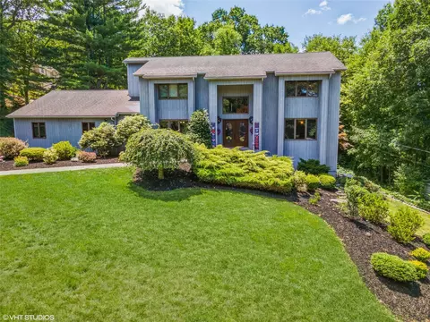 100 Guinea Rd, Southeast, NY 10509