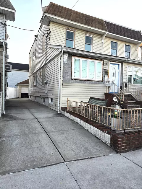 9504 Linden Blvd, New York, NY 11417