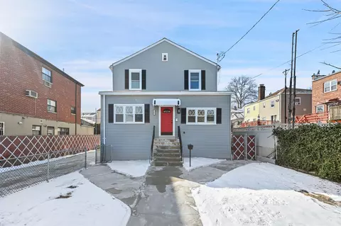 743 Hollywood Ave, New York, NY 10465