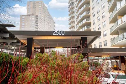 2500 Johnson Ave #8L, New York, NY 10463