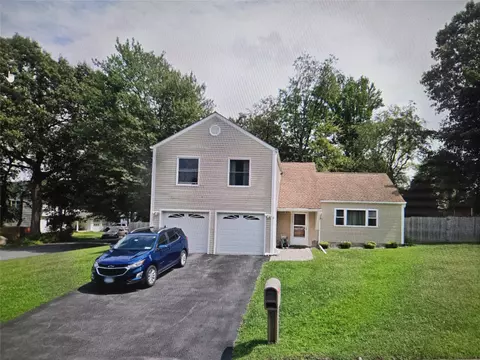 324 Nina St, New Windsor, NY 12553
