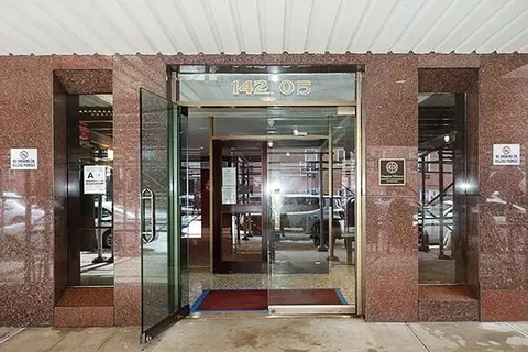 142-05 Roosevelt Ave #405, New York, NY 11354