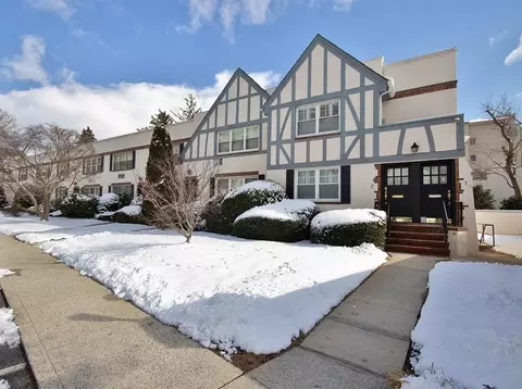 6 Lake Ave #6, Bronxville, NY 10708