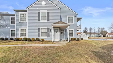 141 Fairview Cir, Middle Island, NY 11953