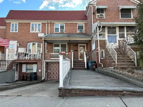 8414 Eliot Ave, New York, NY 11379