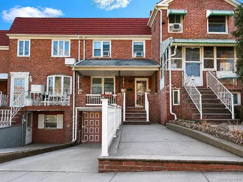 8414 Eliot Ave, New York, NY 11379