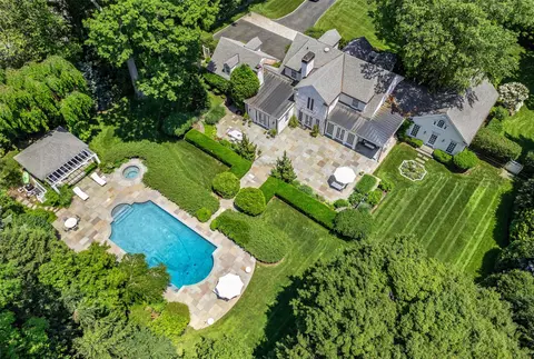 325 Highland Rd, Rye, NY 10580