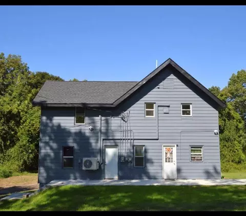 8 Marie Rd, Lloyd, NY 12528