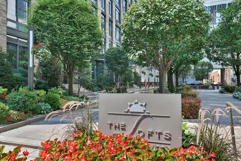 25 City Pl #6C, White Plains, NY 10601