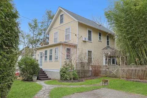 97 Clinton Ave, Orangetown, NY 10960