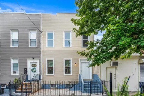 333 Milford St, Brooklyn, NY 11208