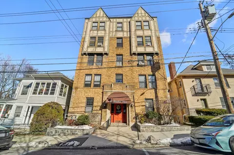 37 Hamilton Pl #1C, Greenburgh, NY 10591