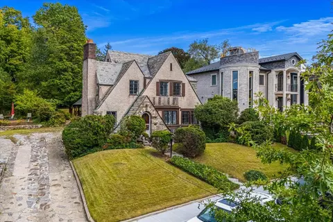 240-25 Alameda Ave, New York, NY 11362