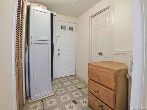 Entry Way - 2448 Devoe Ter, New York, NY 10468 photo 3 of 5