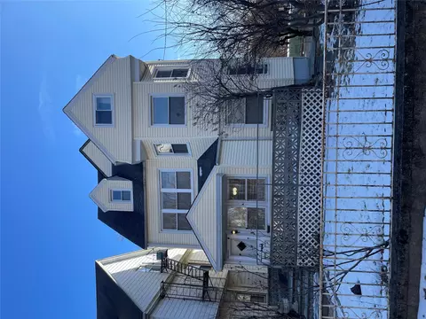 114 Elm Ave, Mount Vernon, NY 10550