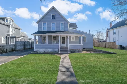 93 Maple Ave, Patchogue, NY 11772 photo 1