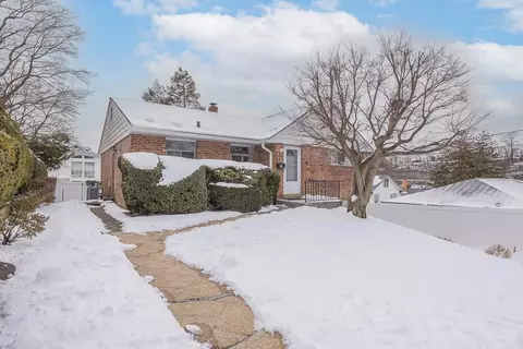 28 Melrose Ave, Yonkers, NY 10710