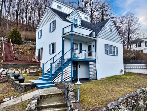 13 Oak Ave, Highlands, NY 10928