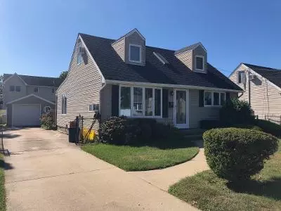 168 N Nassau Ave, Massapequa, NY 11758