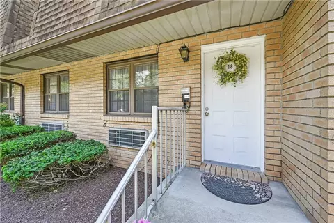 440 Carpenter Ave #18, Newburgh, NY 12550
