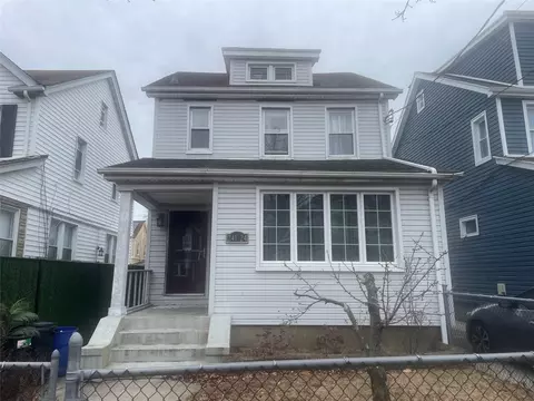 24124 144th Ave, New York, NY 11422