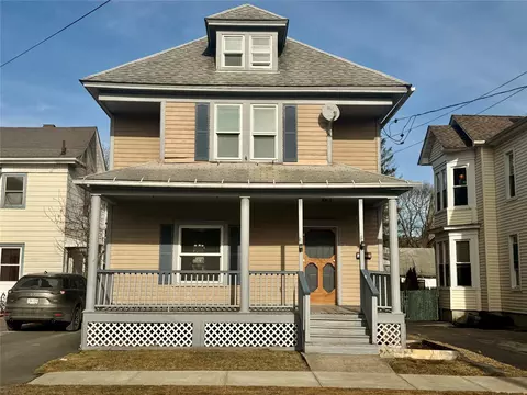 10 E Broome St, Port Jervis, NY 12771