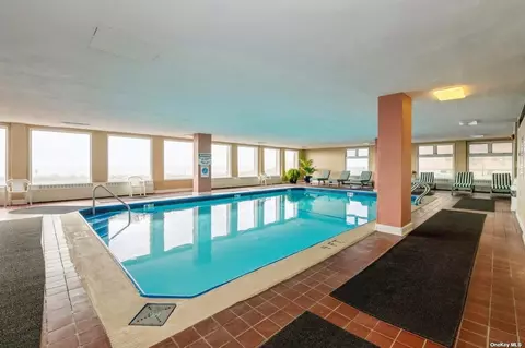 600 Shore Rd #1A, Long Beach, NY 11561