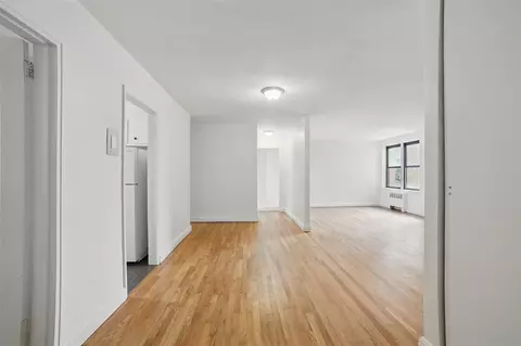 10 Franklin Ave #4H, White Plains, NY 10601