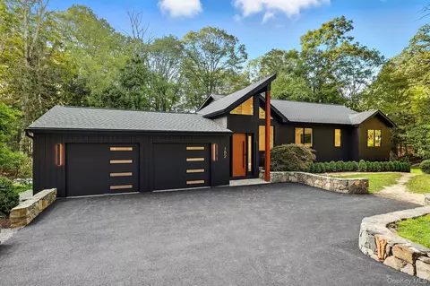 182 Mills Rd, North Salem, NY 10560