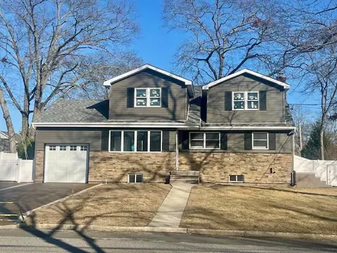 1715 Trinity St, West Babylon, NY 11704