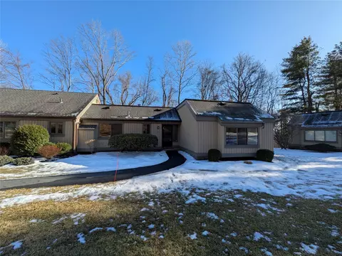 295 Heritage Hls #B, Somers, NY 10589