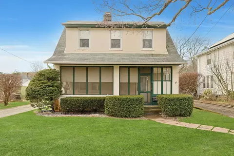 9 Pothat St, Ramapo, NY 10974