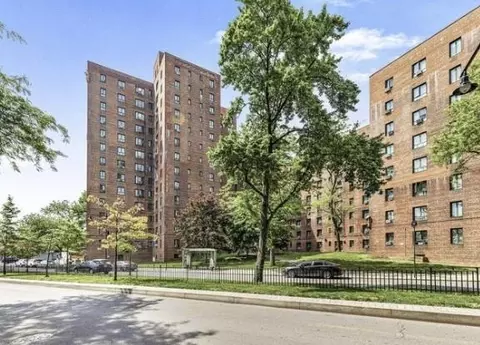 2051 Saint Raymond Ave #7D, New York, NY 10462