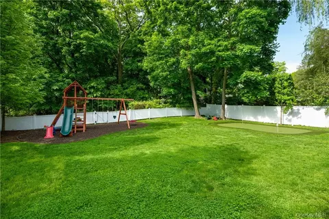 Exterior - 56 Intervale Pl, Rye, NY 10580 photo 2 of 5