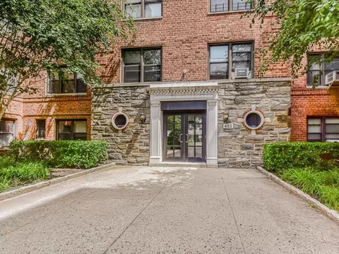 485 E Lincoln Ave #308, Mount Vernon, NY 10552