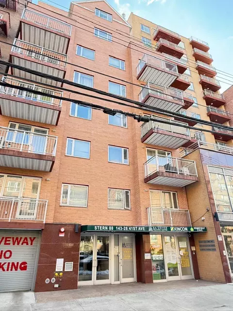 143-28 41 Ave #8C, Flushing, NY 11355