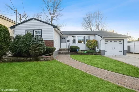 302 Starke Ave, East Meadow, NY 11554