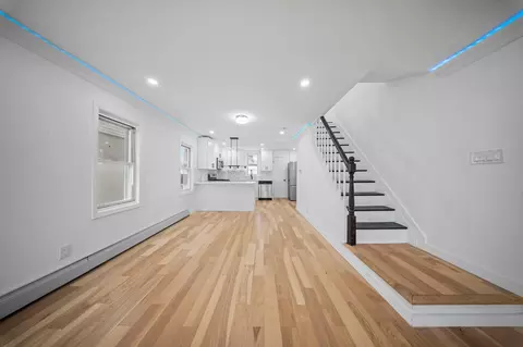 94-28 213 St, New York, NY 11428