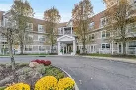 234 Sutton Dr #312, Mount Kisco, NY 10549