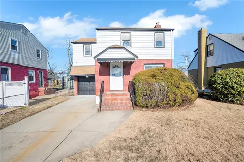 362 Norfeld Blvd, Elmont, NY 11003